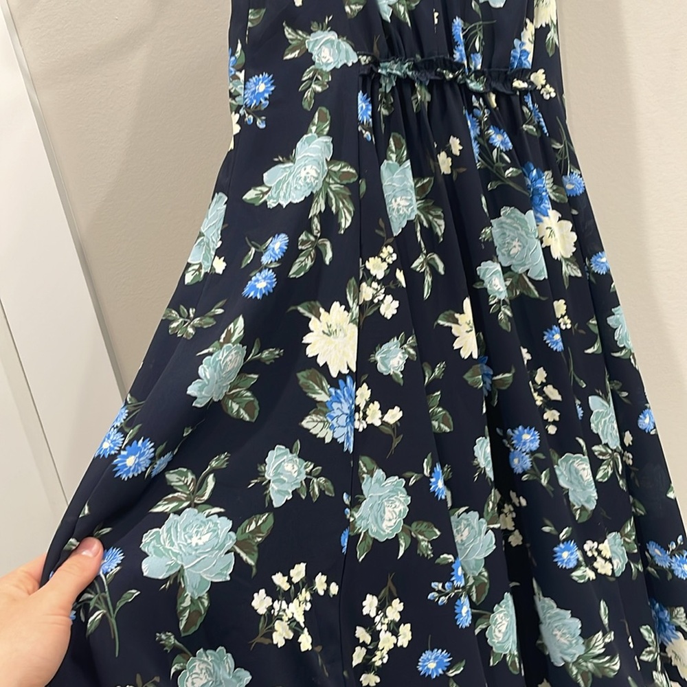 Ann Taylor Factory Fit& Flare Floral Dress size 00P - Picture 6 of 7